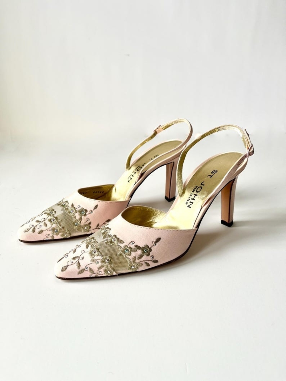 Vintage St John Blush Pink Satin And Crystal Slingback Kitten Heels Size 6